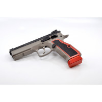 Armanov CZ Shadow MaXXXGrip červené